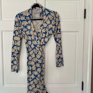 DVF silk wrap dress size 6